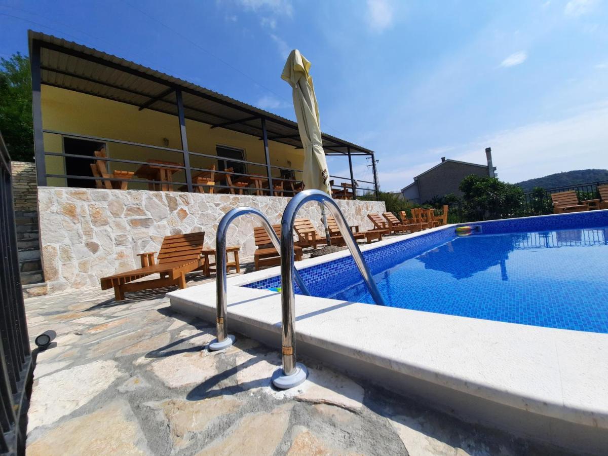 Apartments Kingfisher Virpazar Buitenkant foto