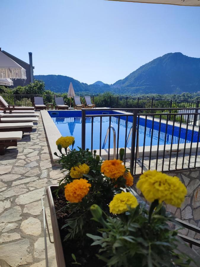 Apartments Kingfisher Virpazar Buitenkant foto