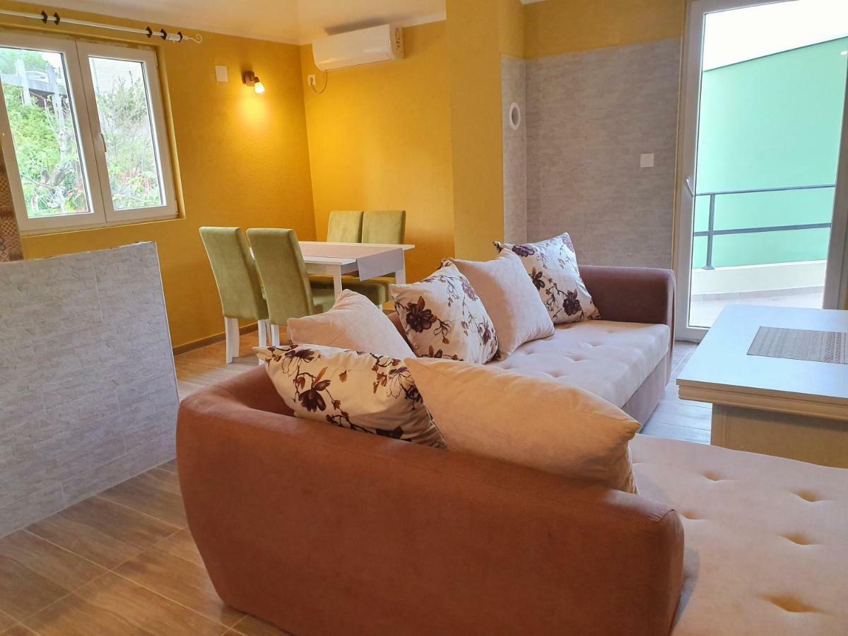 Apartments Kingfisher Virpazar Buitenkant foto