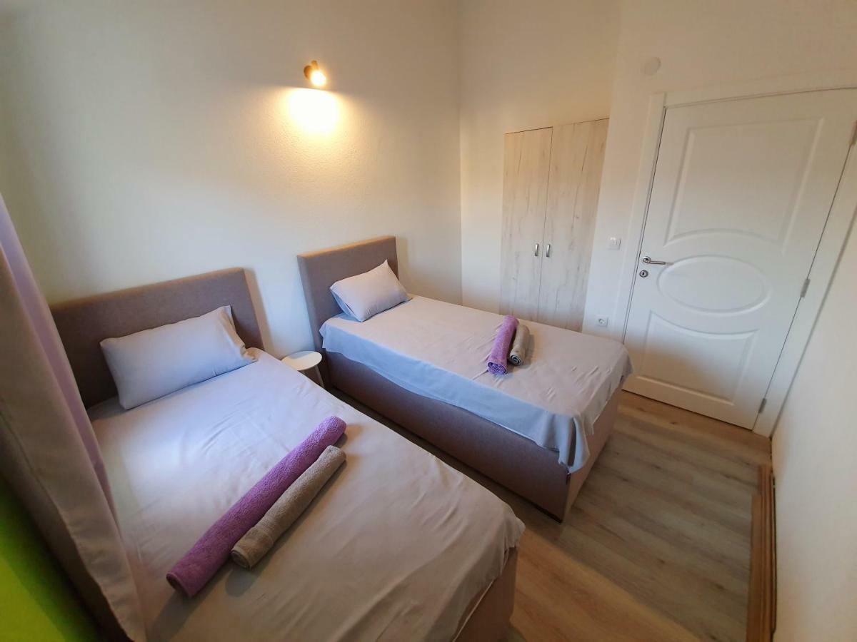 Apartments Kingfisher Virpazar Buitenkant foto