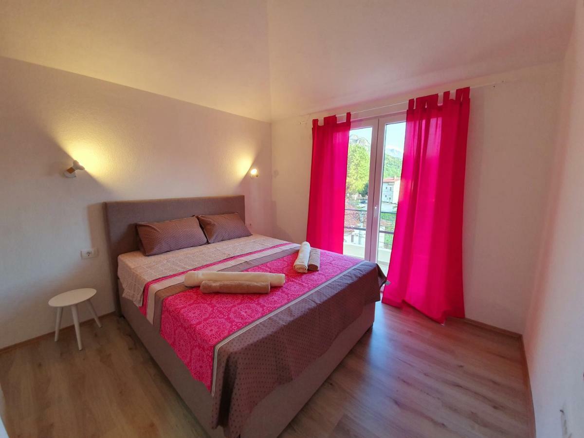 Apartments Kingfisher Virpazar Buitenkant foto
