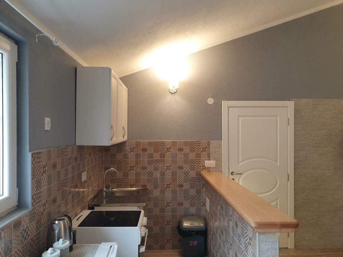 Apartments Kingfisher Virpazar Buitenkant foto