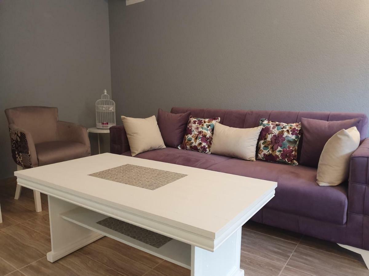 Apartments Kingfisher Virpazar Buitenkant foto