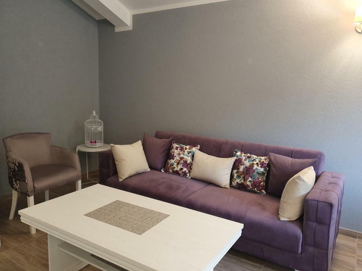 Apartments Kingfisher Virpazar Buitenkant foto