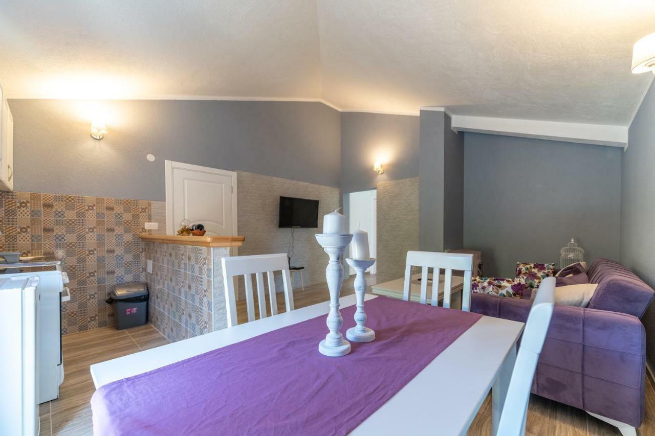 Apartments Kingfisher Virpazar Buitenkant foto